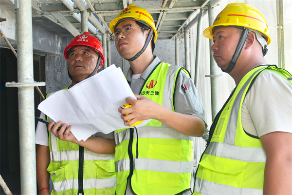 1750729025120851A5Gf.png 工作照.png