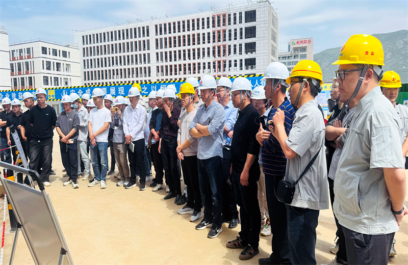 2025年4月17日，由莆田市涵江区住房和城乡建设局主办、888腾博会三建承办的钢筋安装工程质量防控现场交流会在联东U谷·涵江海峡智造产业谷一期成功召开。